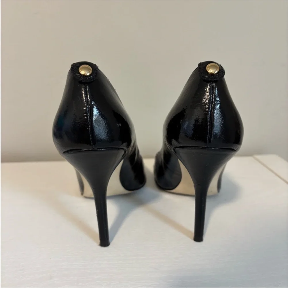 Michael Kors Classic Black Pumps - Picture 5 of 7